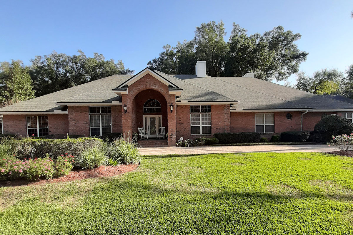 House-Wash-and-Roof-Cleaning-after